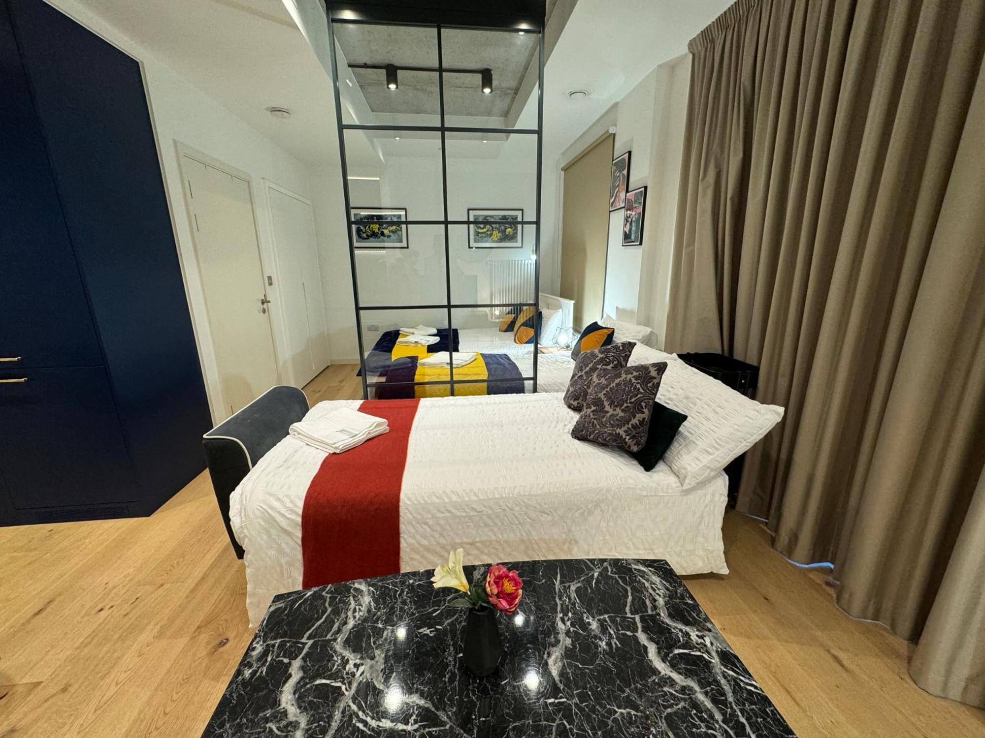 Amazing Cosy Apartment, Next To O2 Arena And Close To London Excel, Secure Parking Luaran gambar